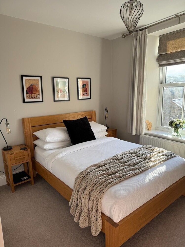 The Hill B and B Standard Double Room, Ensuite 5