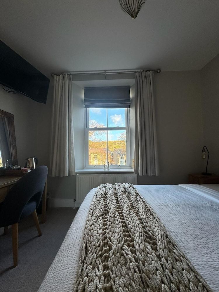 The Hill B and B Standard Double Room, Ensuite 6