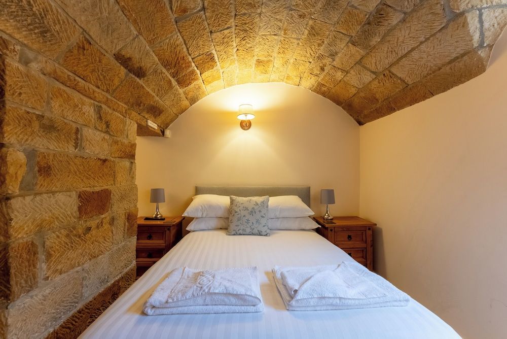 House, 4 Bedrooms (The Old Wine Cellar)