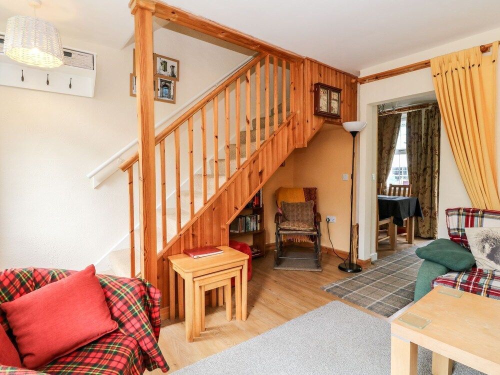 Family Cottage (4)