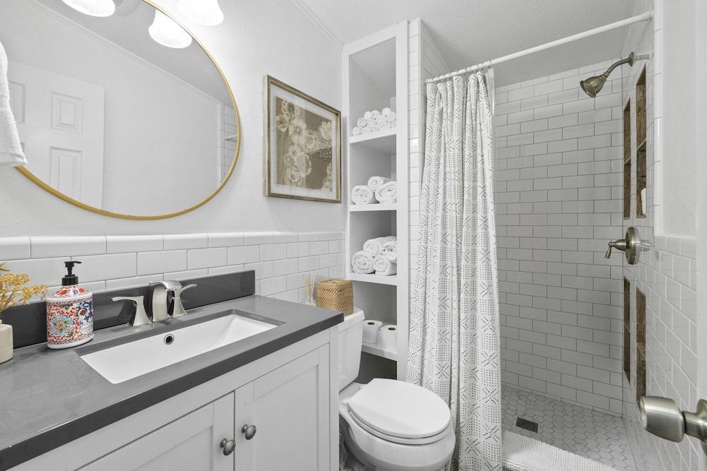 Leisure Escape in the TX Hill Country Family House, Multiple Bedrooms, Private Pool 13