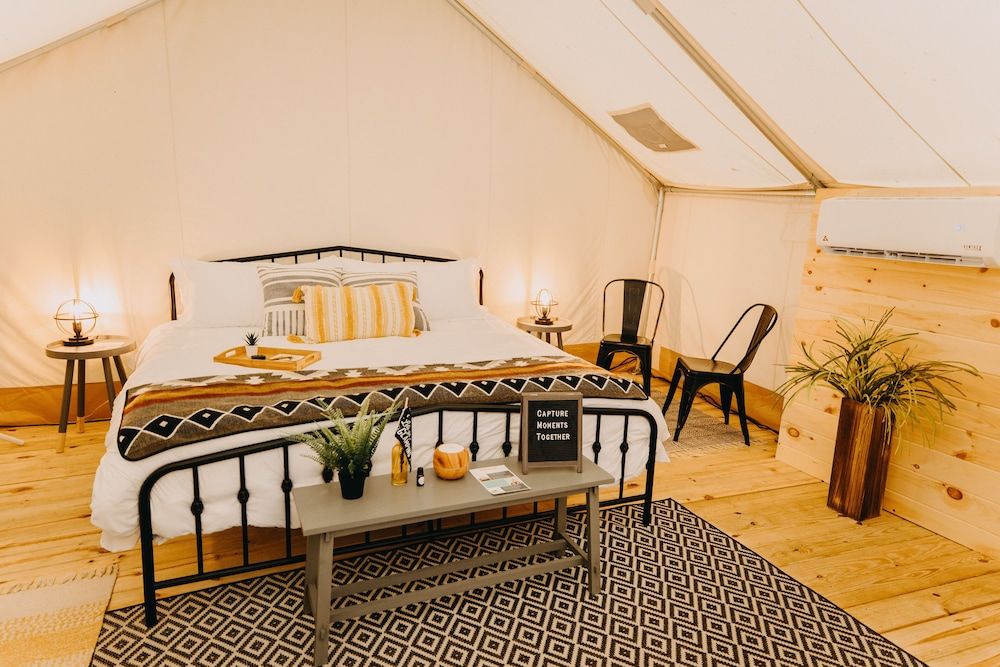 Romantic Tent