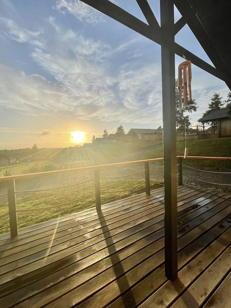 Panoramic Cabin