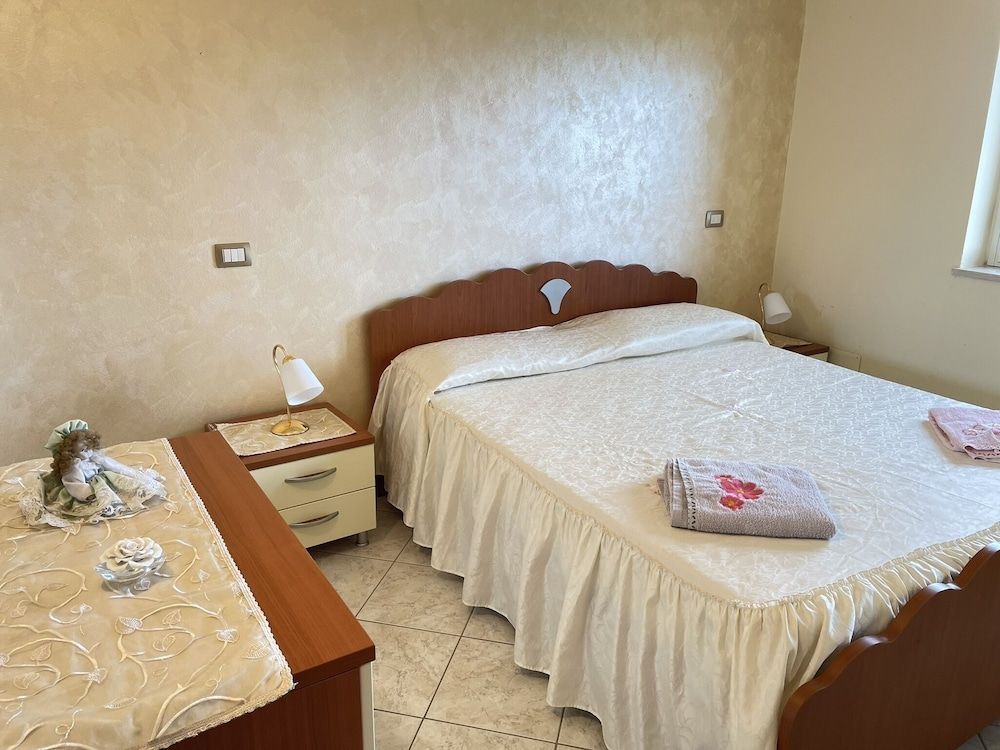 Capo Rizzuto Home