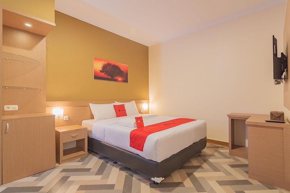 Double Room (Reddoorz)