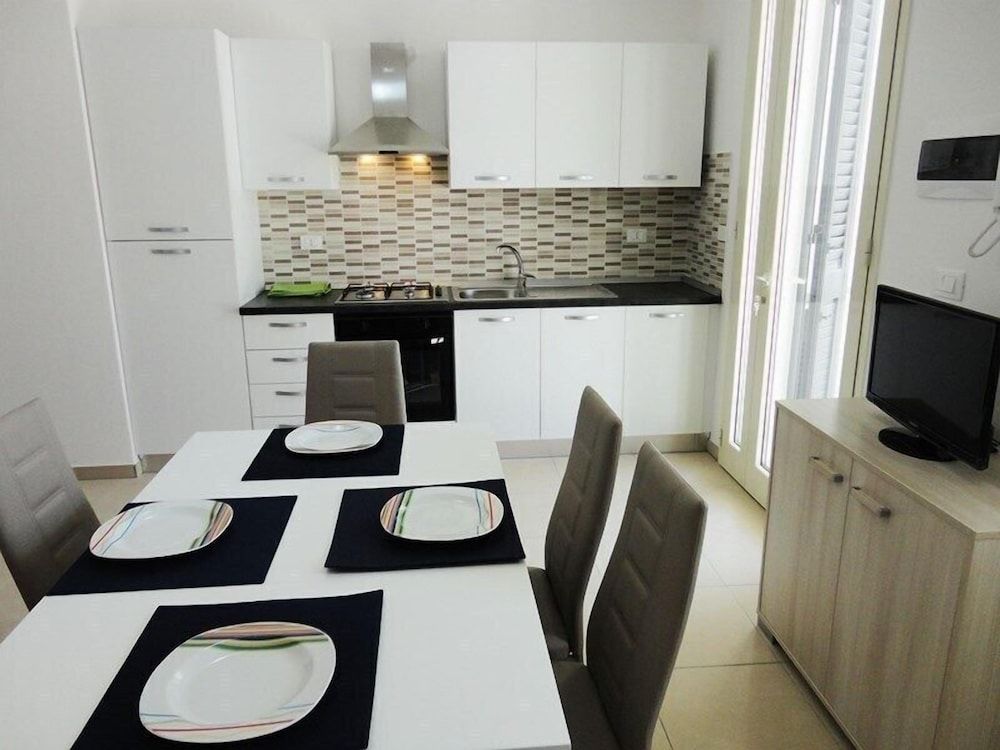 VersoSud - Acton Apartment 14