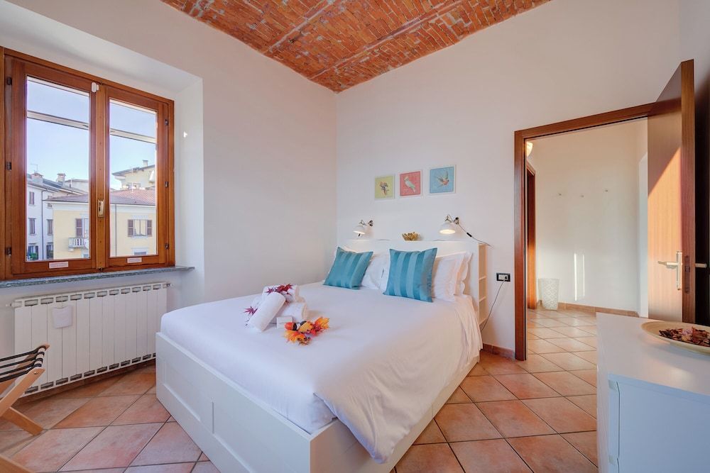 undefined Lago Magico Pied Dans L' Eau 9