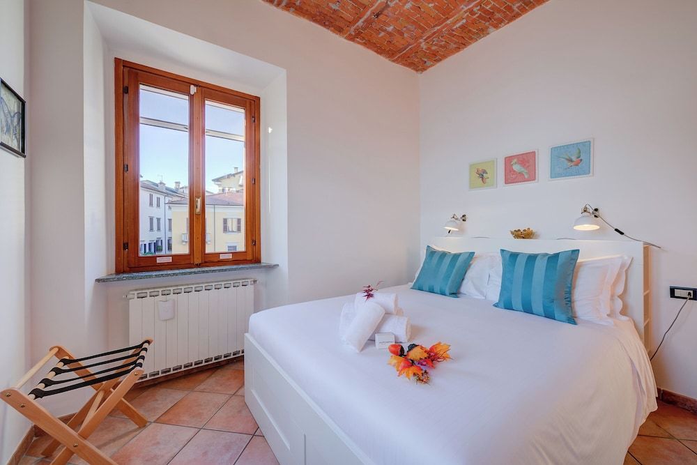 undefined Lago Magico Pied Dans L' Eau 10