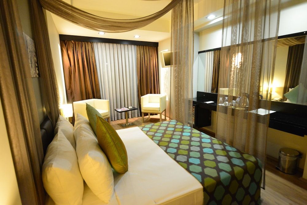 undefined May Park Hotel 3