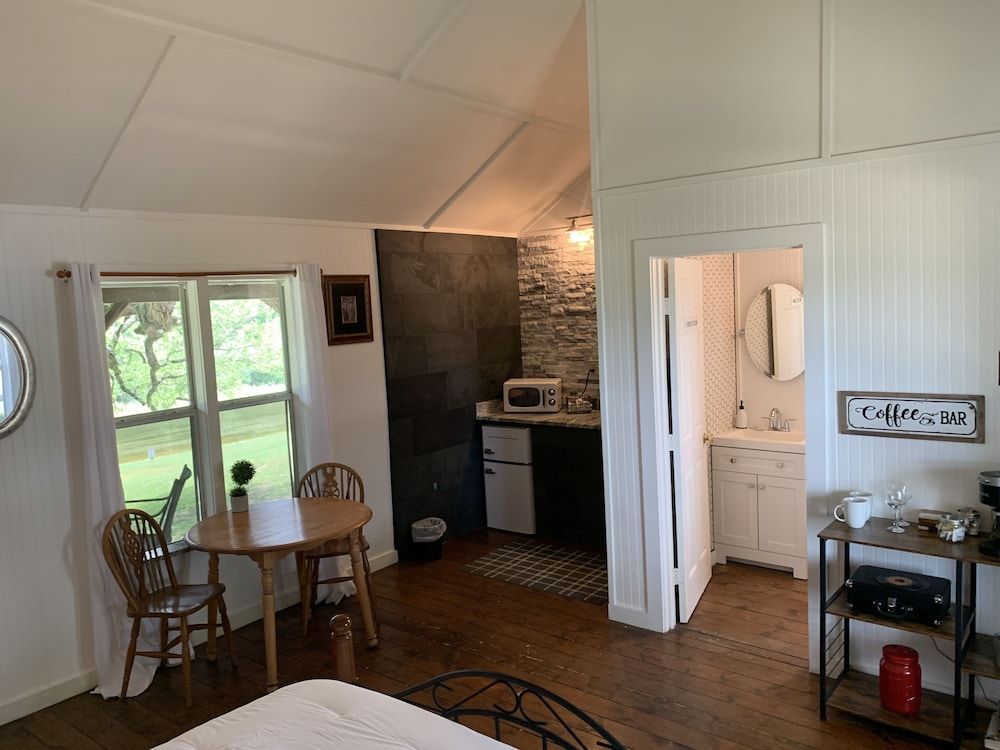 Tillman Resort Cabin 102 2