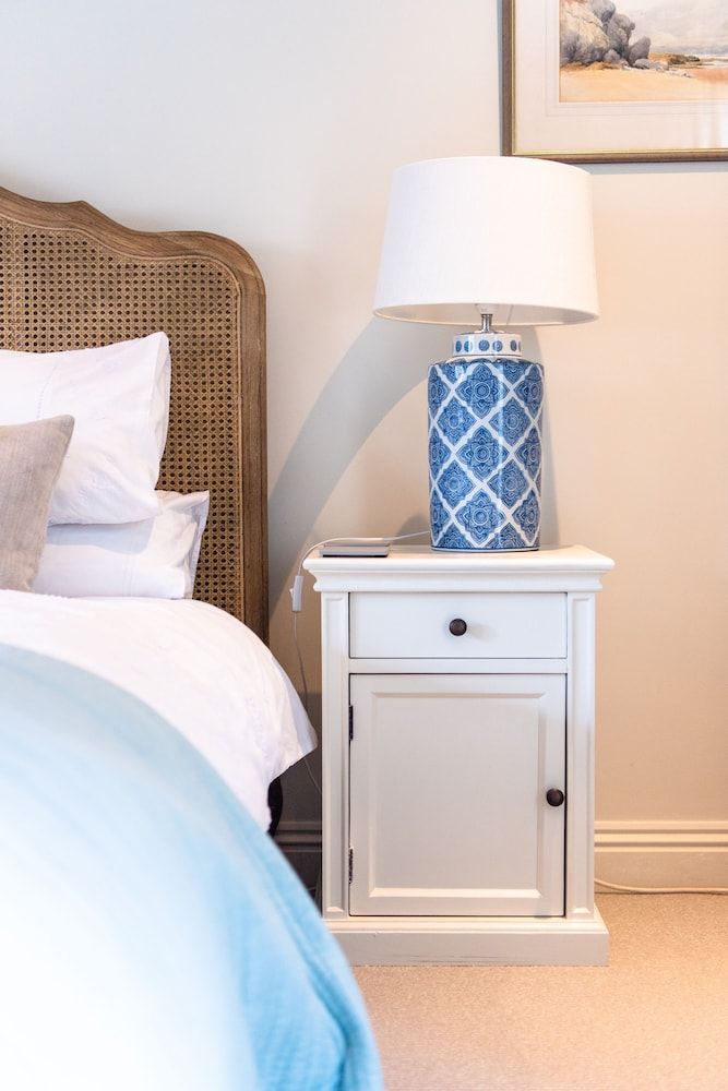 Barton Cottage Bed and Breakfast Deluxe Room 2