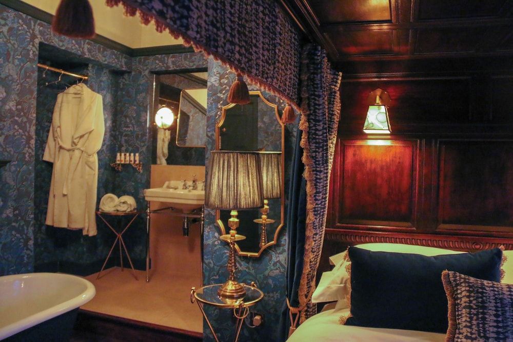 The Highfield House Junior Suite, Garden View 8