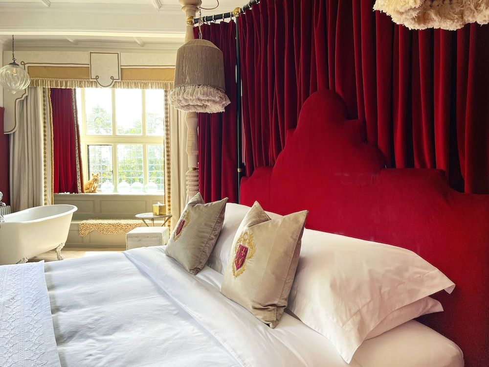 The Highfield House Deluxe Suite 6