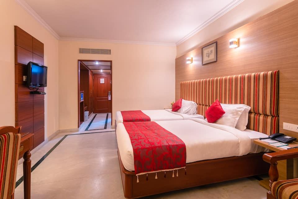 Hotel Annamalai International Premium Twin Room 4