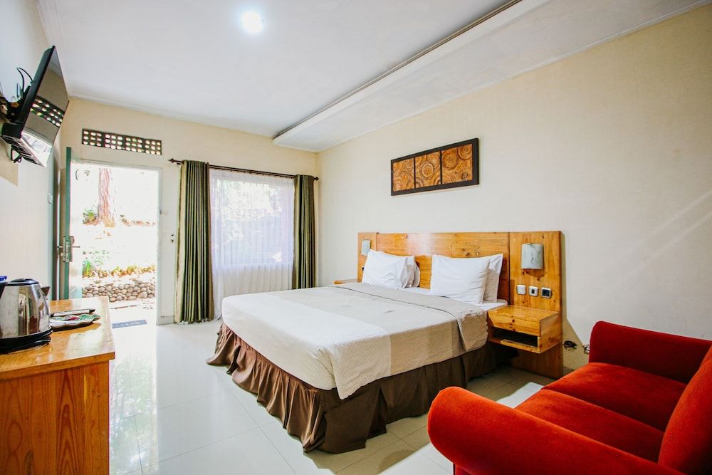 Bukit Alamanda Resort & Resto Deluxe Cattleya 14