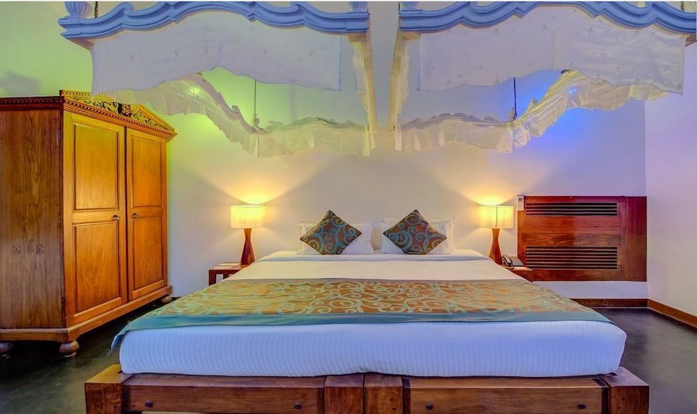 Le Dupleix Deluxe Room