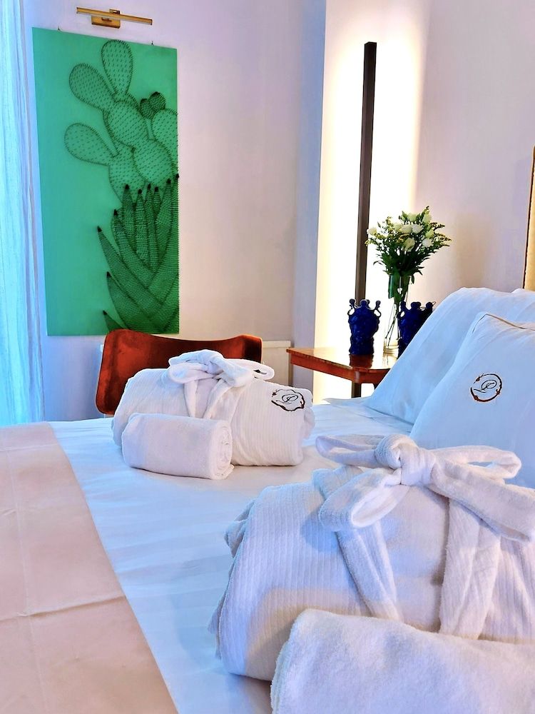 POGGIO LEANO Classic Room 2