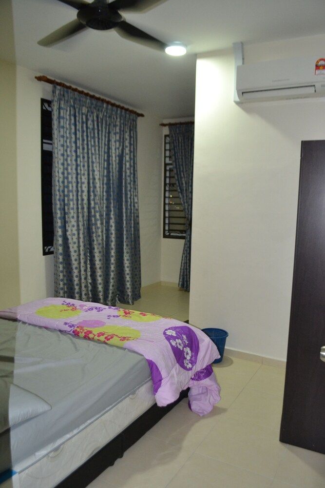 Sitiyam Homestay Kota Warisan Superior Room 2