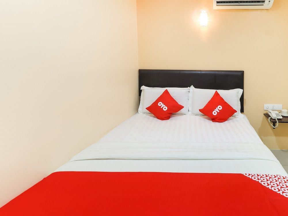 undefined OYO 89665 Royale City Hotel 7