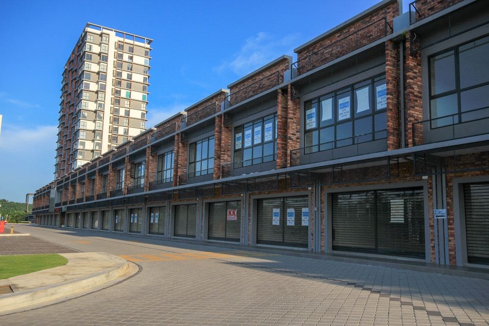 undefined Urban Escapes - Bell Suites 6