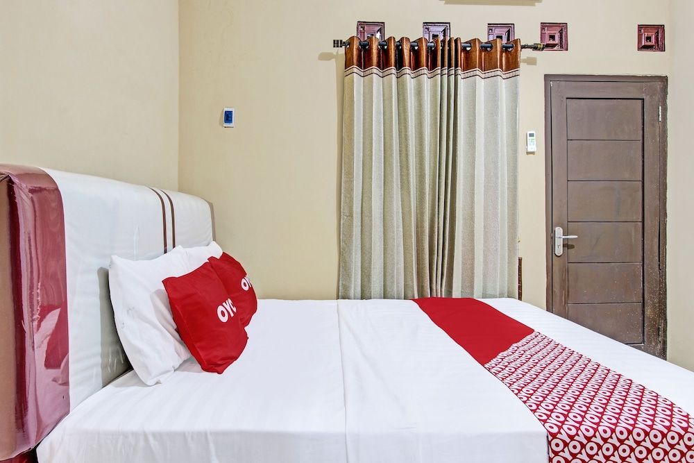 Hotel O Amole Paviliun Syariah Standard Double Room 9