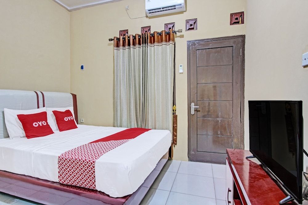 Hotel O Amole Paviliun Syariah Standard Double Room 3