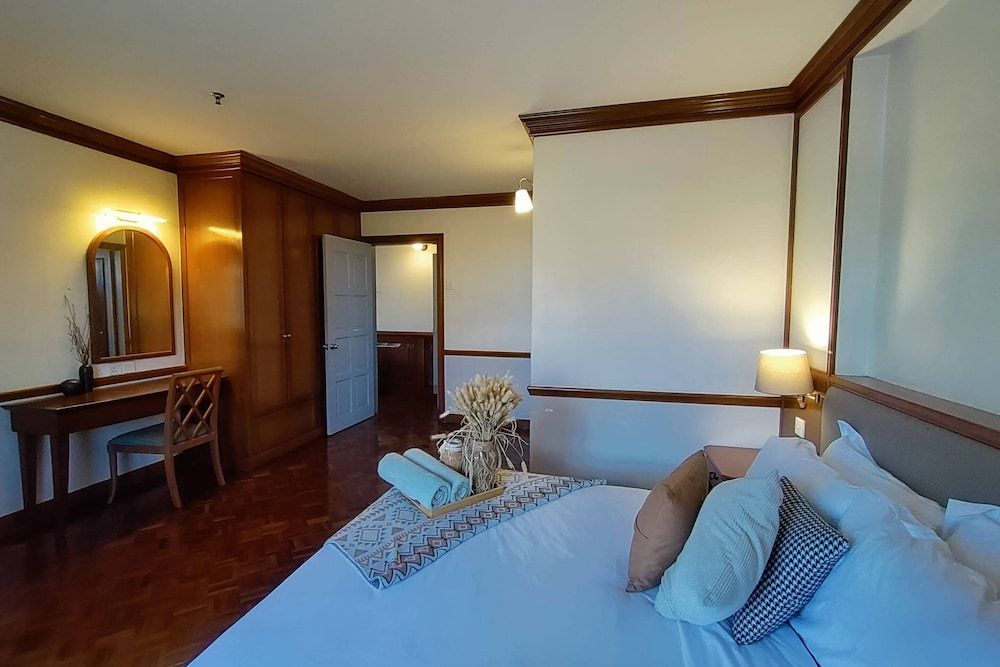 Star Regency by Plush Deluxe Penthouse 5