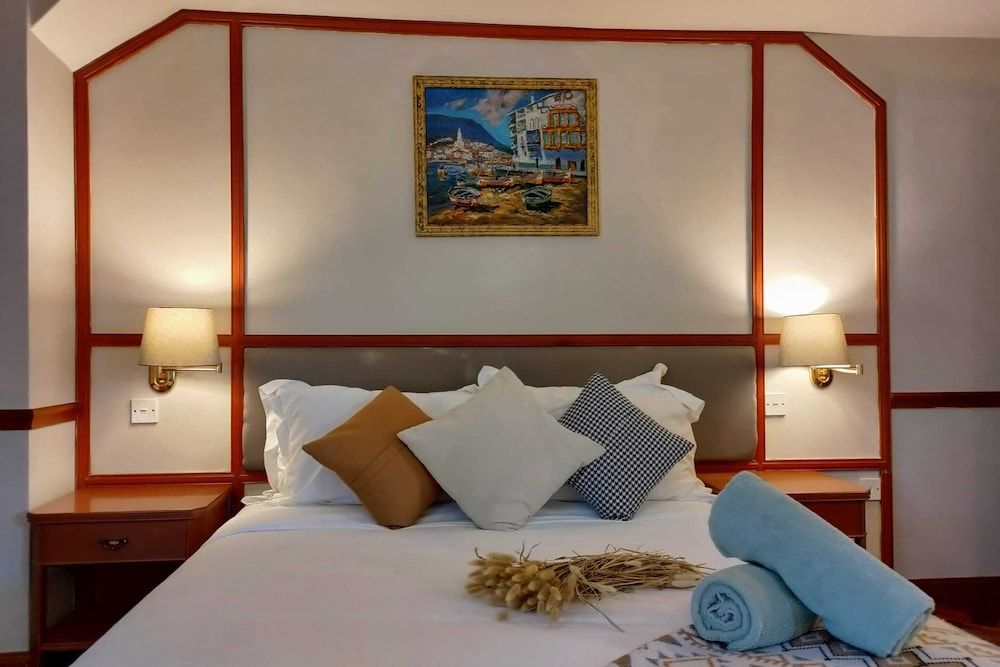 Star Regency by Plush Deluxe Penthouse 7