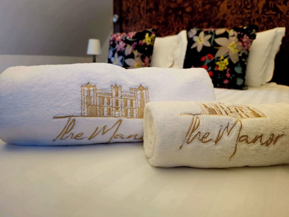 Weston Manor Hotel Classic Double Room 7