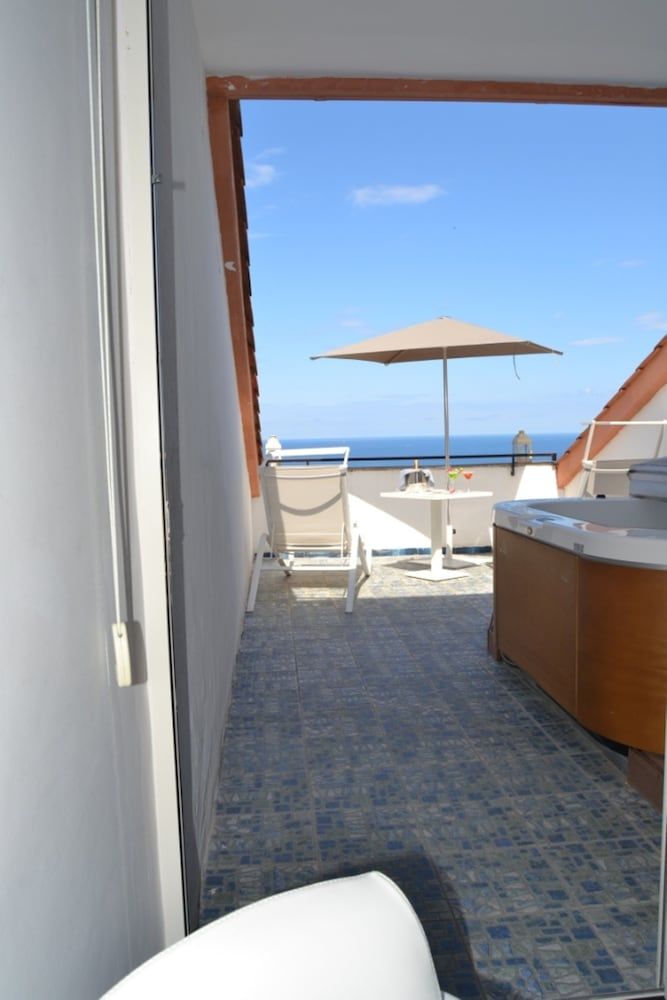 Junior Suite, Jetted Tub, Sea View