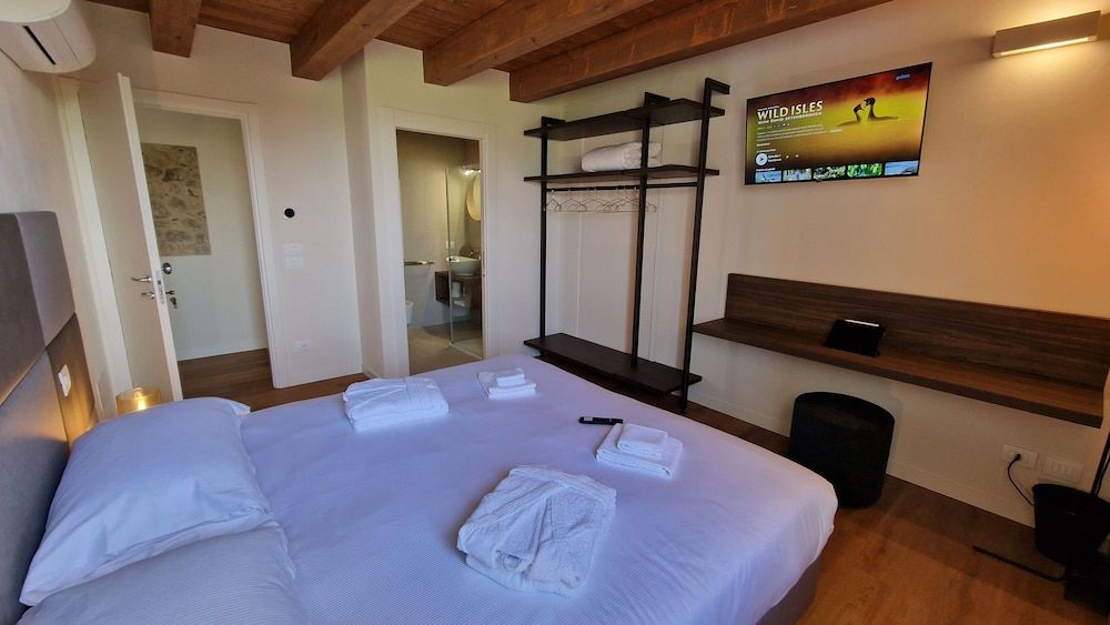 CasaOssan Comfort Double or Twin Room 3