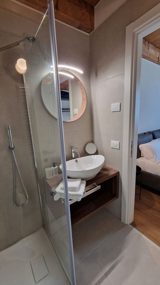 CasaOssan Business Double or Twin Room 4