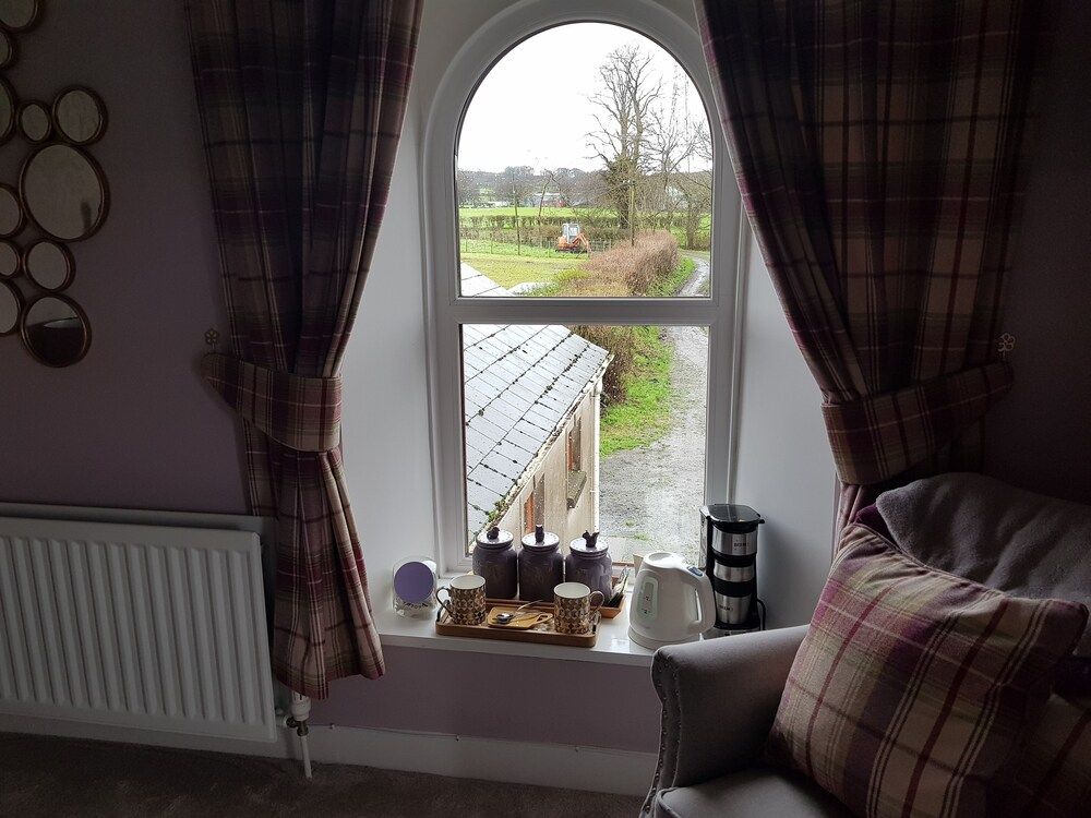 King Room (The Heather Room)