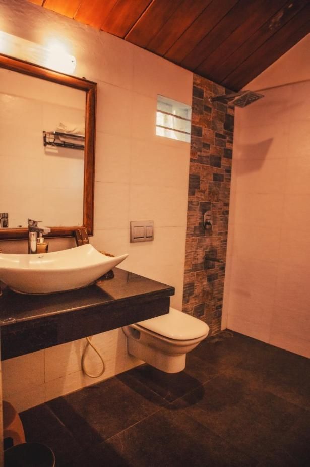 Exotica Room