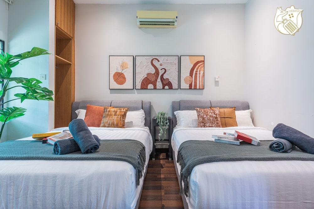 6BR Ampang Pool Villa 26P with Garden Luxury Villa 6