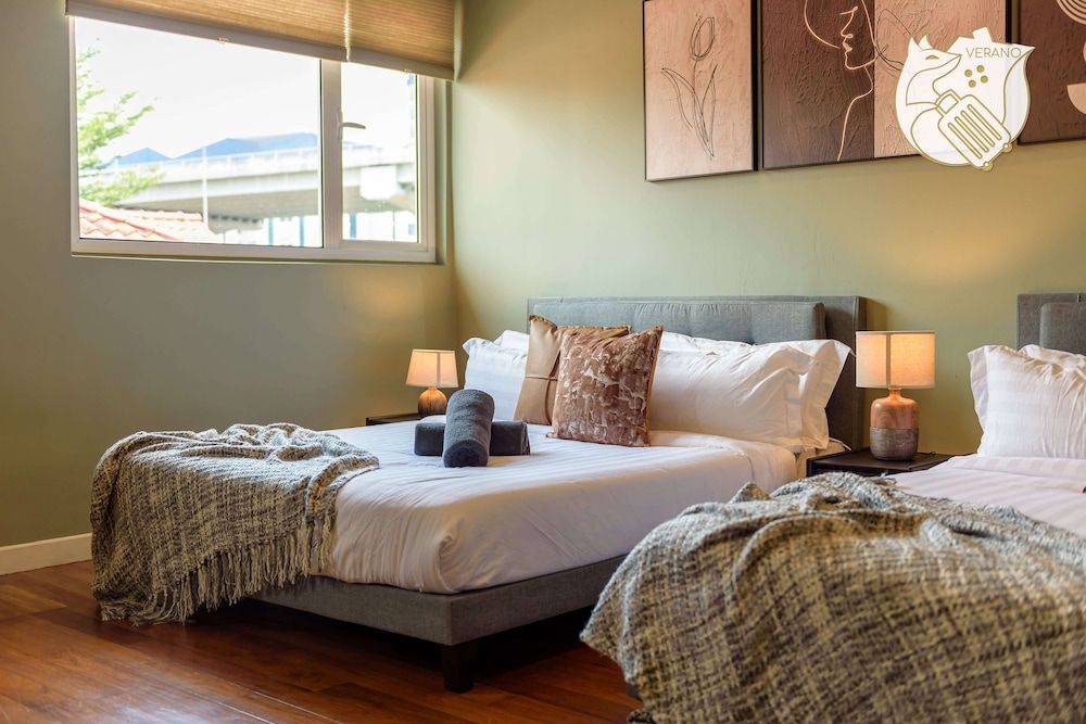 6BR Ampang Pool Villa 26P with Garden Luxury Villa 22