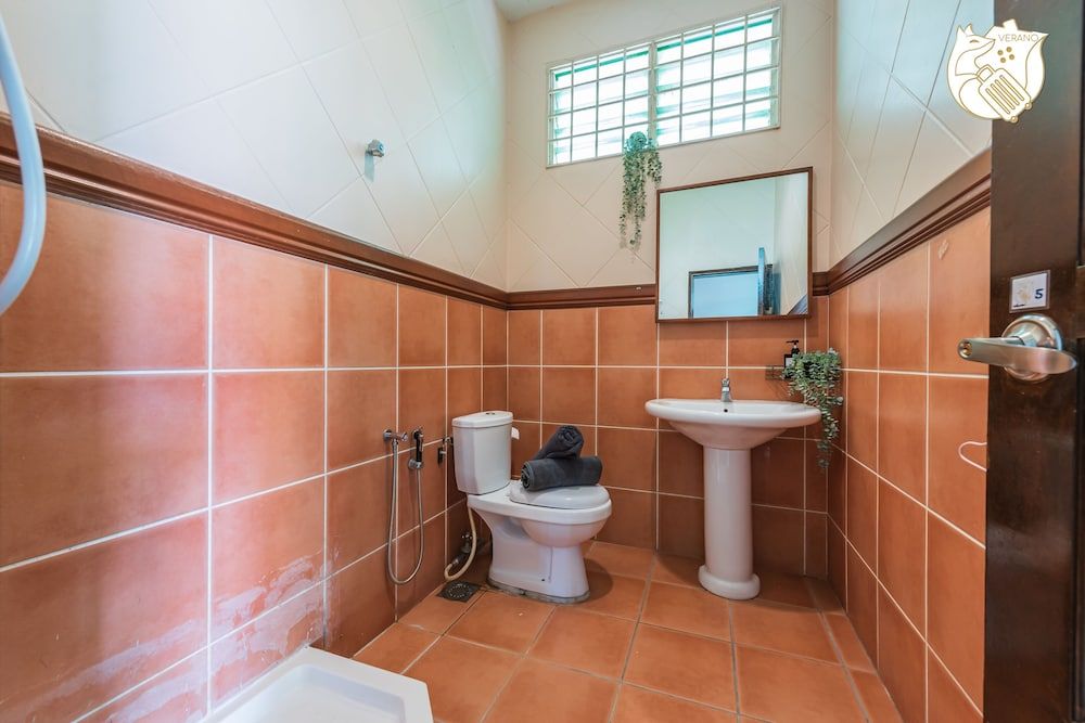 6BR Ampang Pool Villa 26P with Garden Luxury Villa 28