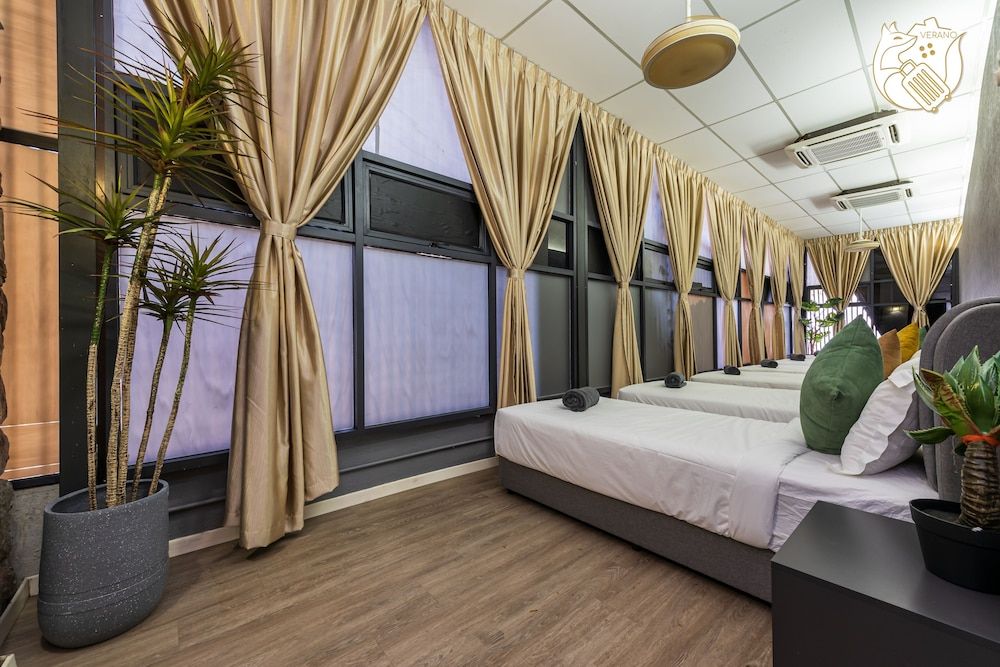 6BR Ampang Pool Villa 26P with Garden Luxury Villa 2