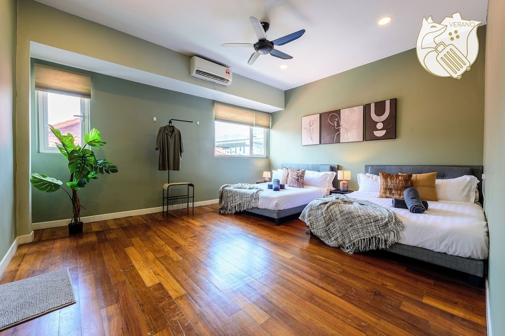 6BR Ampang Pool Villa 26P with Garden Luxury Villa 17