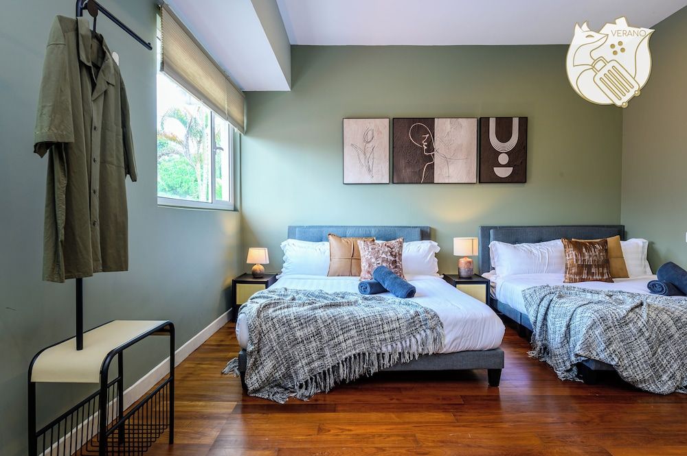 6BR Ampang Pool Villa 26P with Garden Luxury Villa 20