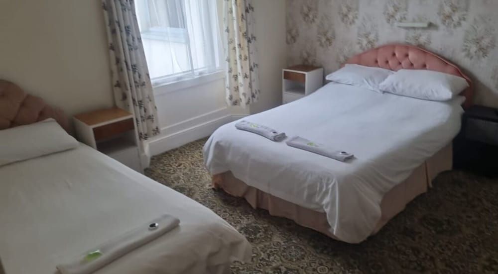Standard Quadruple Room, Private Bathroom