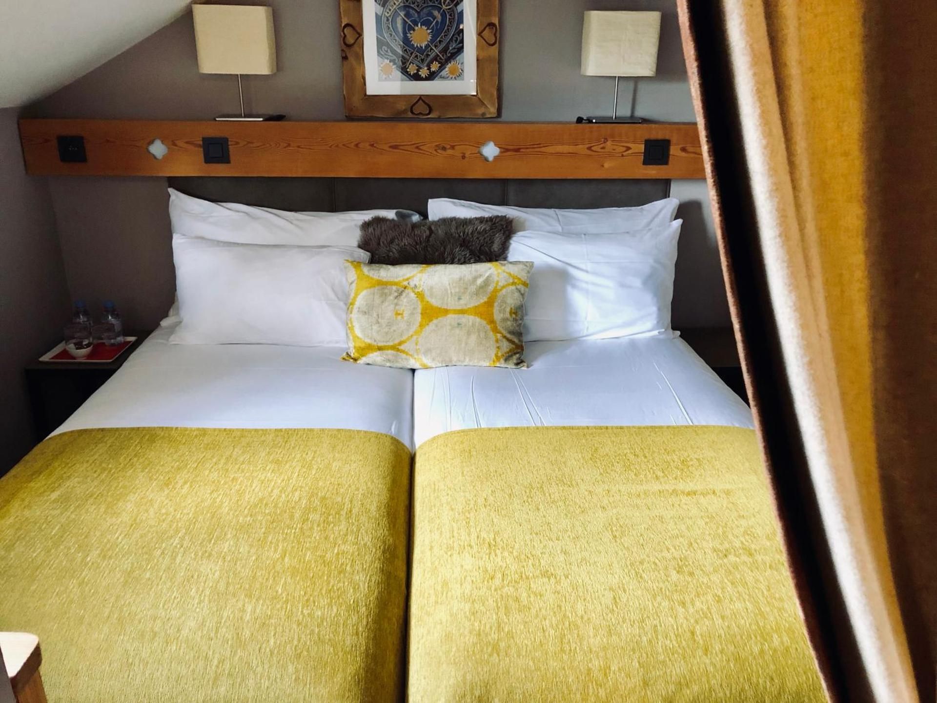 Quadruple Room with Mountain View