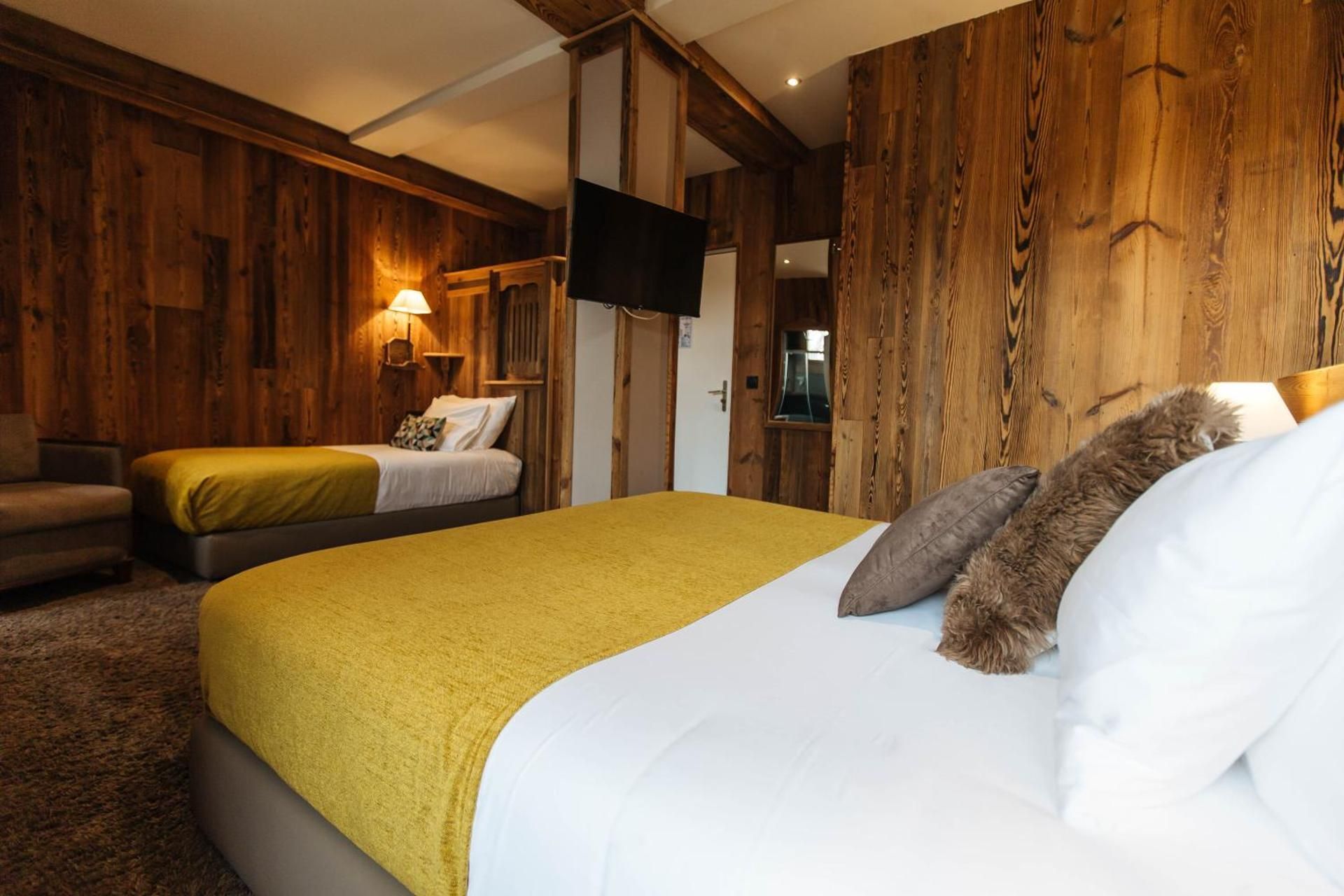 Junior Suite with Mountain View