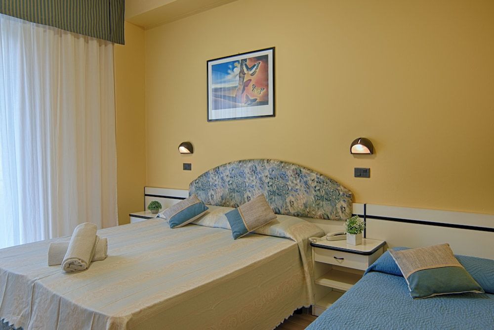 Standard Triple Room, City View