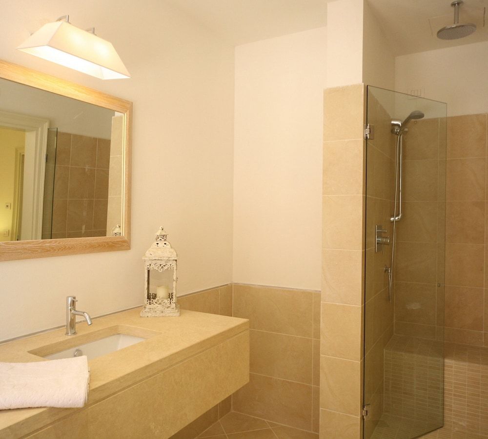 Family Apartment, 1 Bedroom (Palagio 18 in chianti with Shared)