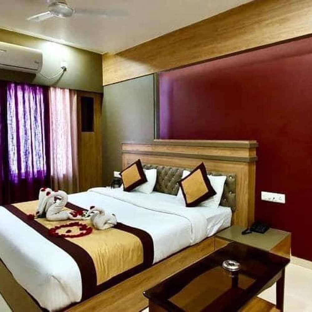 undefined Hotel Geeta Bilaspur 4