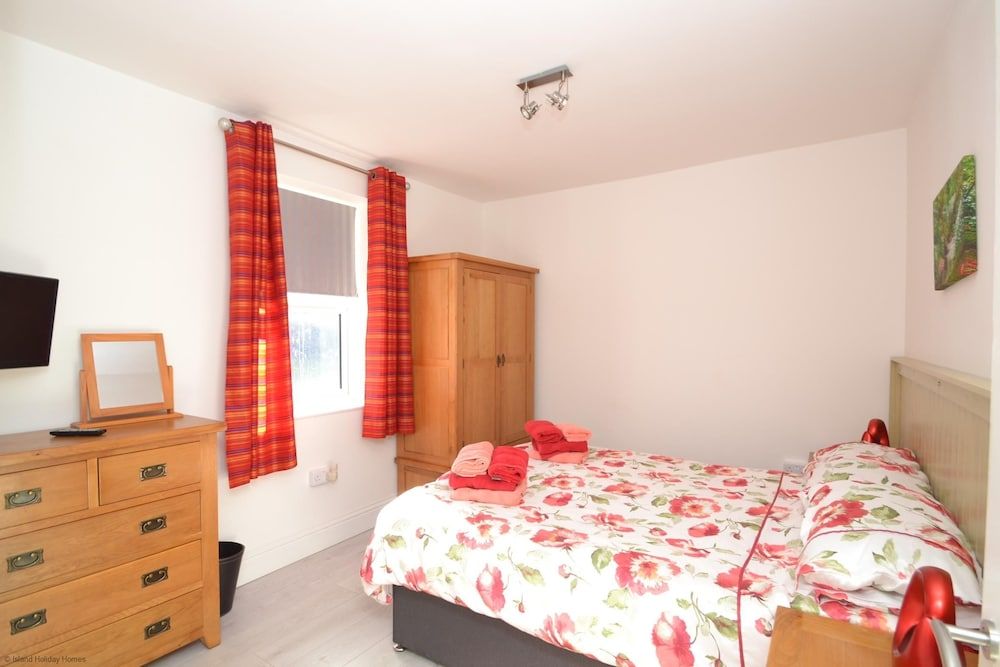 Yew Tree Apartment Two Ryde