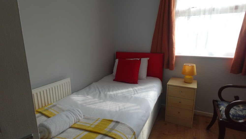 Basic Cabin, 3 Bedrooms