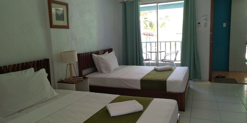 undefined MR Holidays Hotel 3