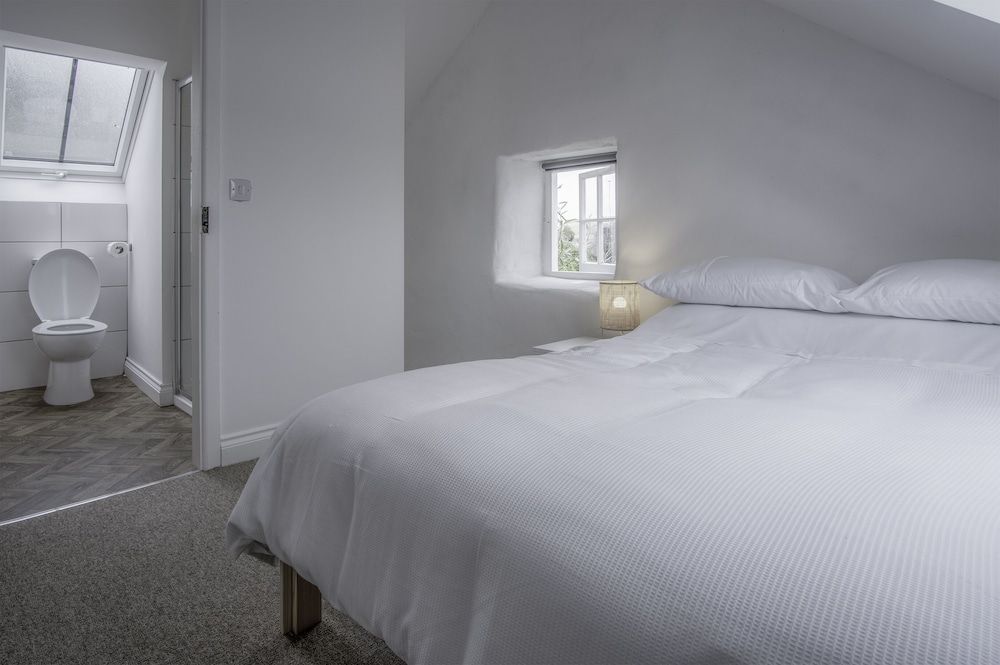 Cottage (1 Bedroom)
